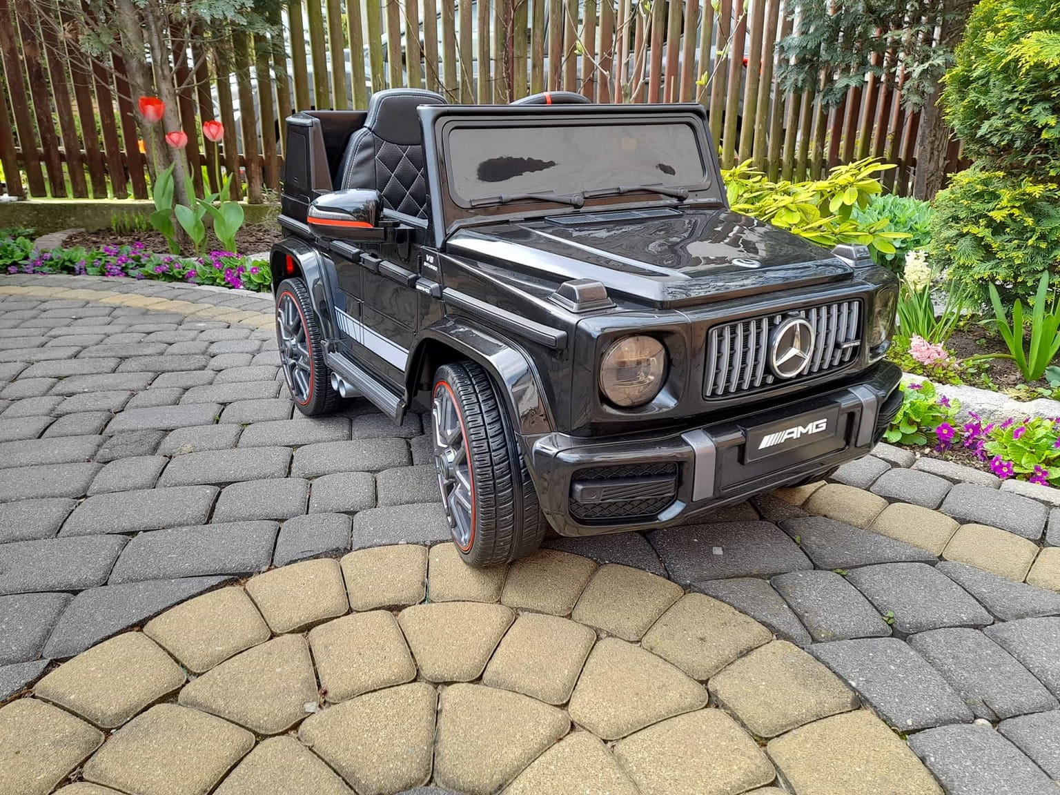 Mercedes na akumulator