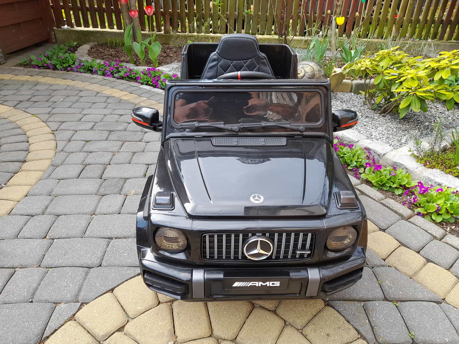 Mercedes na akumulator