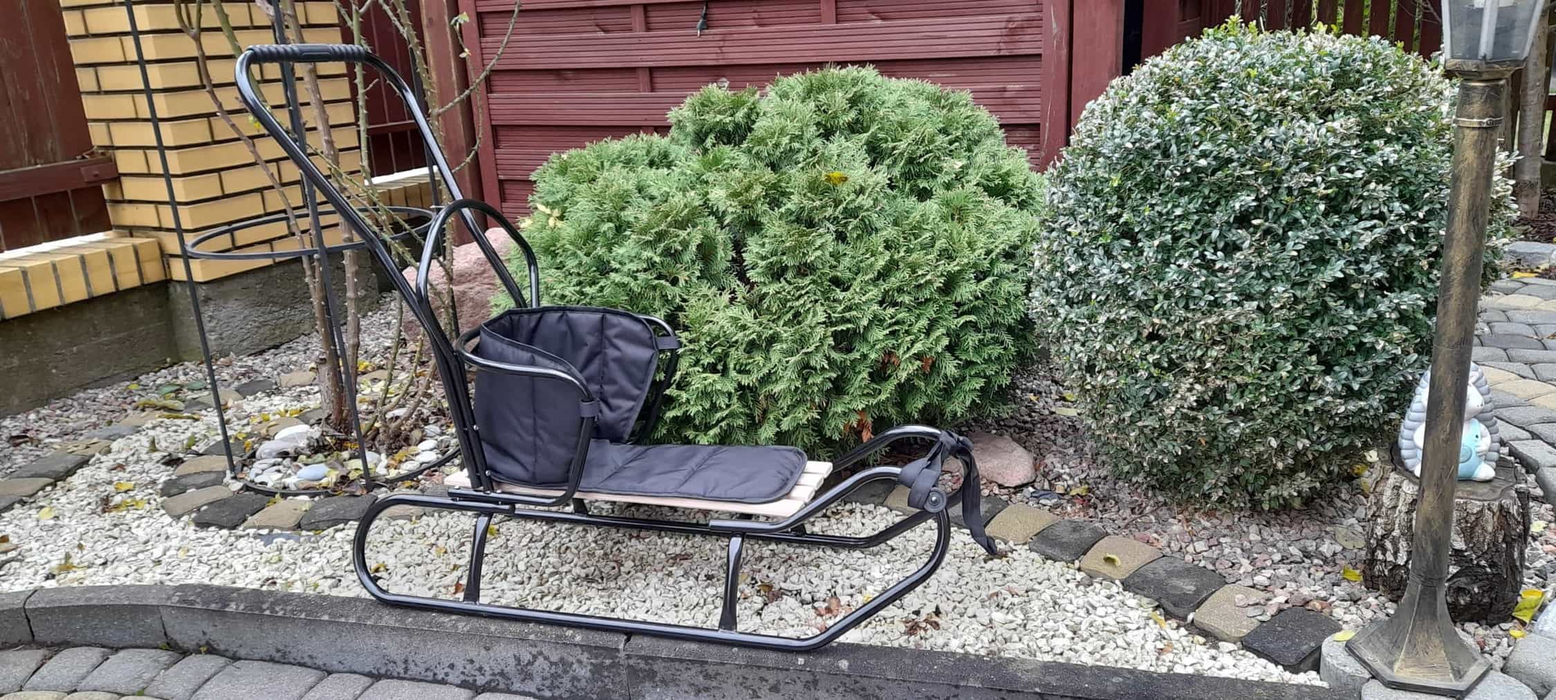 Sanki z pchaczem, daszkiem i materacykiem. - obrazek 3