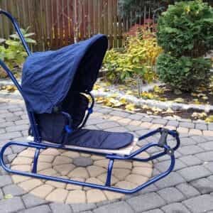 Sanki Z pchaczem daszkiem i śpiworkiem