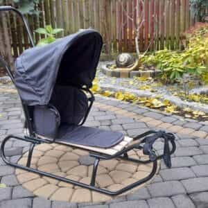 Sanki Z pchaczem daszkiem i śpiworkiem