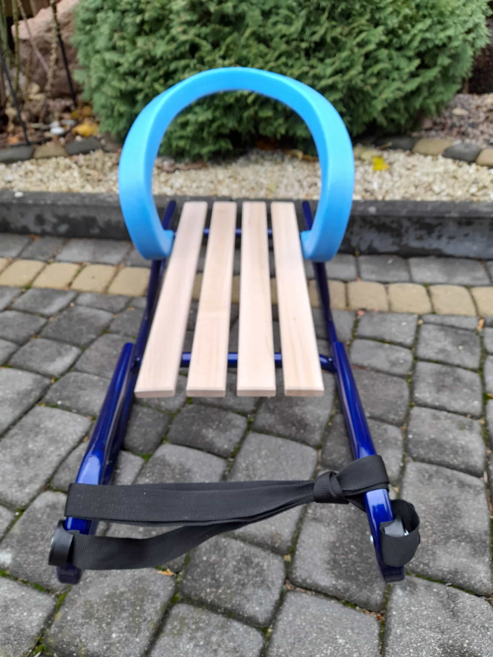 Sanki metalowe z miękkim oparciem SOFT Blue - obrazek 3