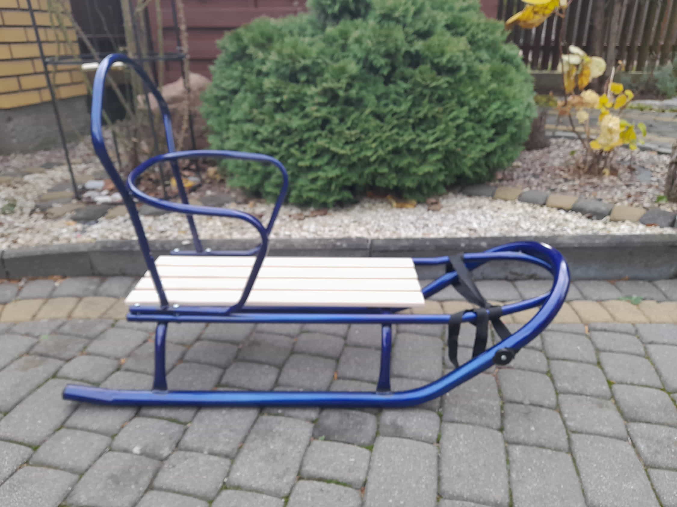 Sanki metalowe z wysokim oparciem Yeti. - obrazek 2