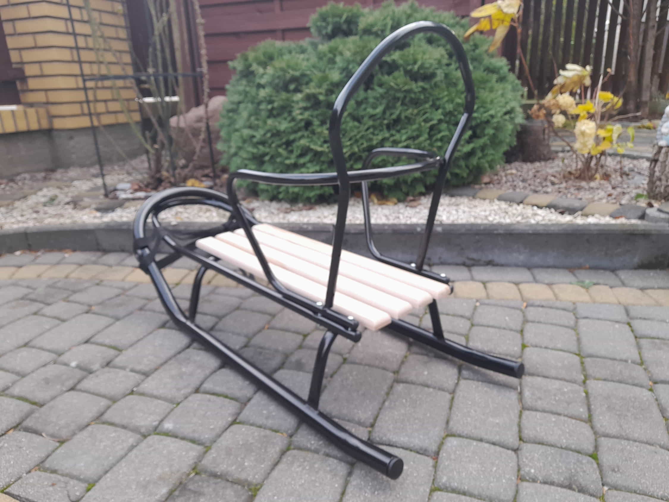 Sanki metalowe z wysokim oparciem Yeti. - obrazek 5