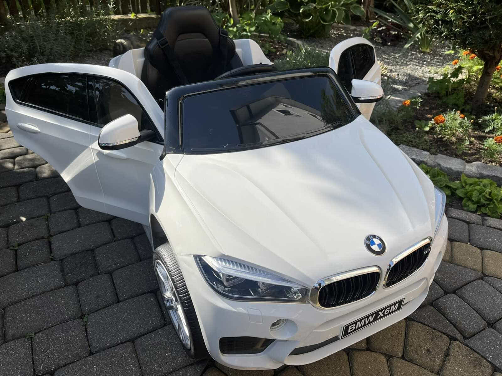 Samochód na akumulator BMW X6 M LIFT - obrazek 5