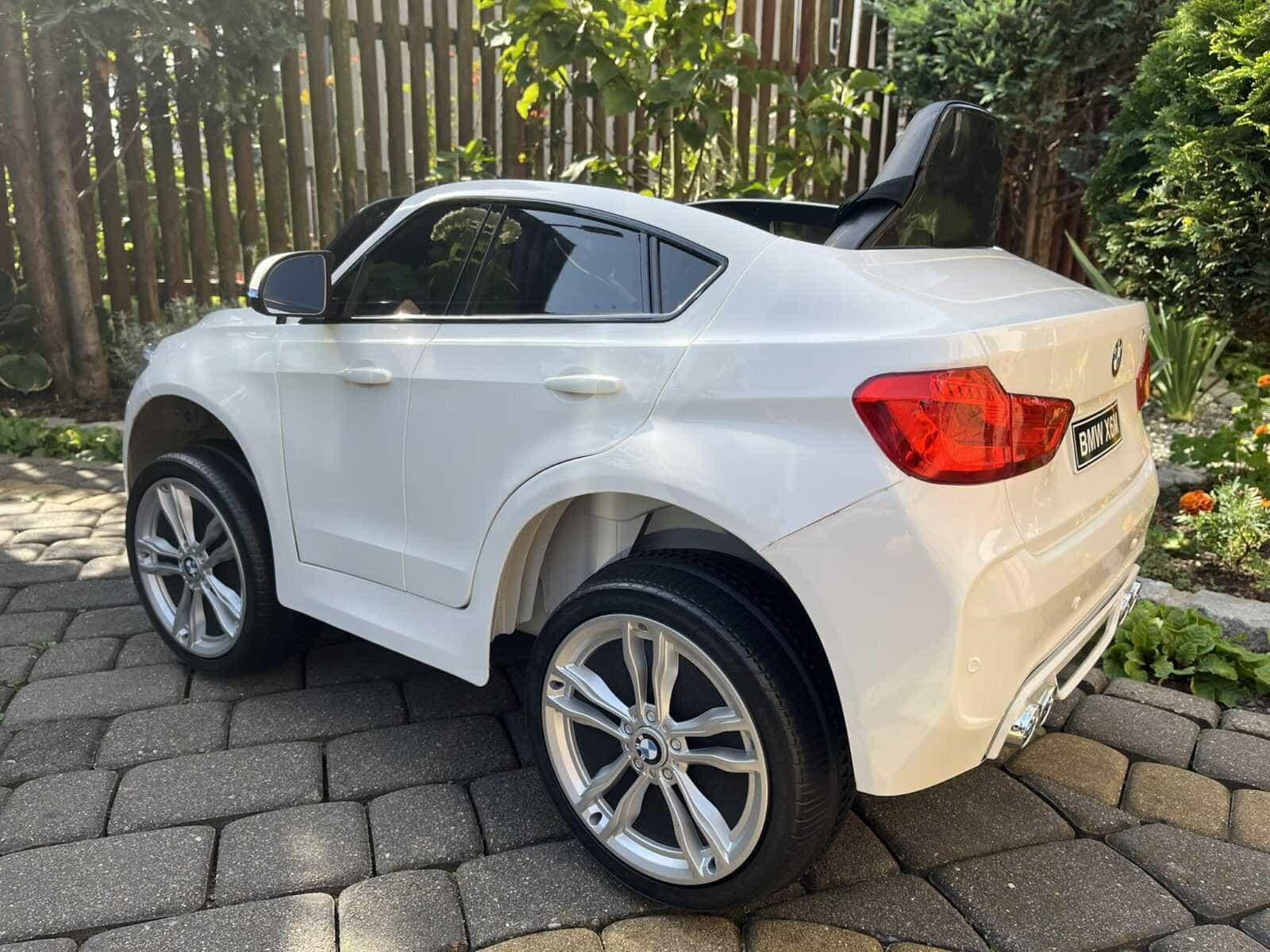 Samochód na akumulator BMW X6 M LIFT - obrazek 7