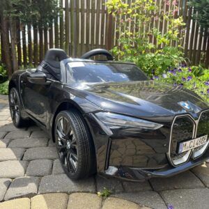 autko na akumulator BMW I4