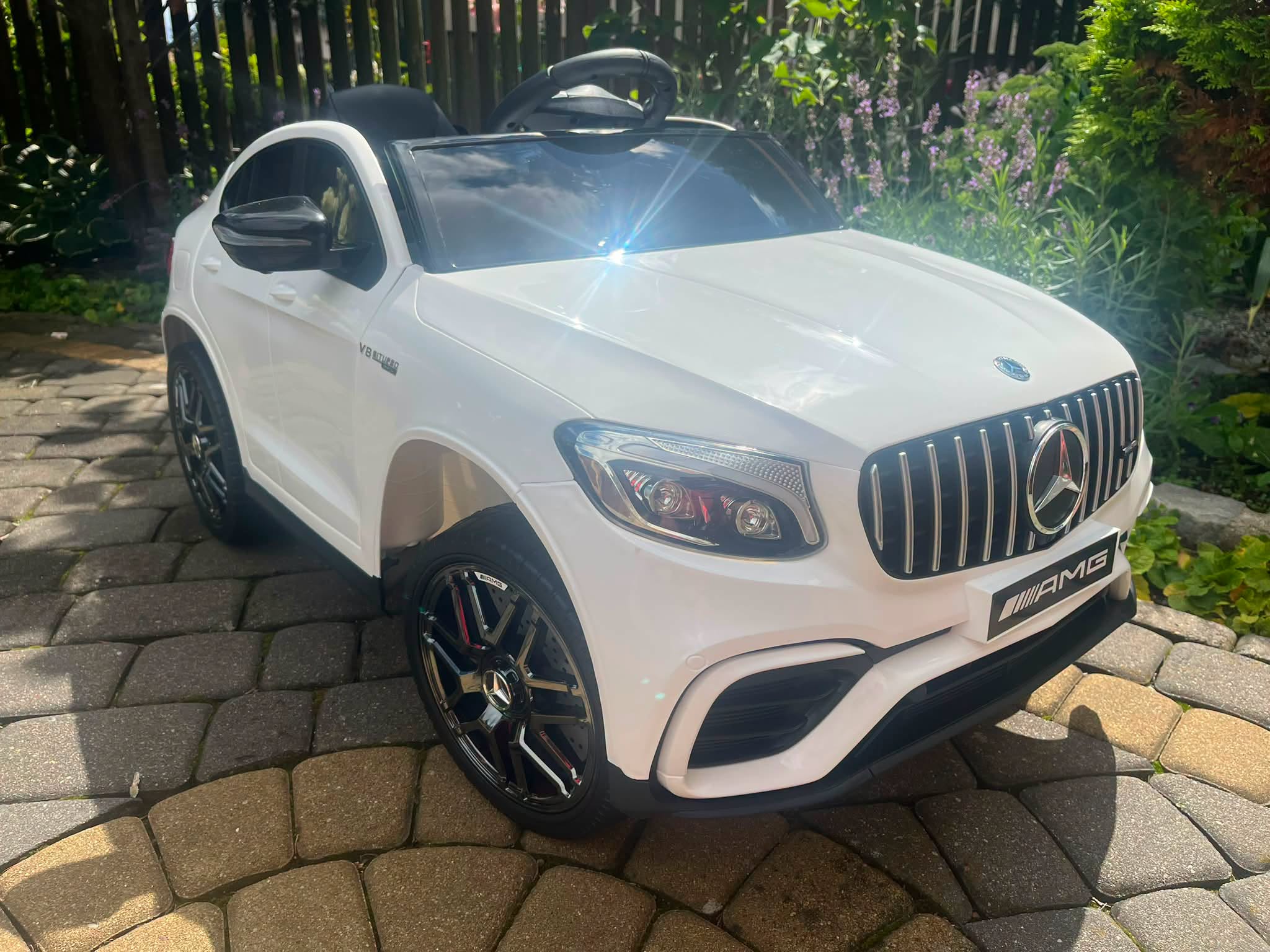 Samochód na akumulator Mercedes GLC 63S